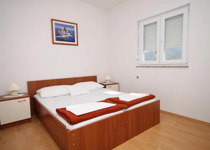 דירה With A Parking Space Pag - 6525 *