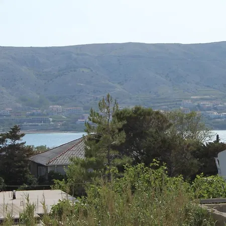 With A Parking Space Pag - 6525 *