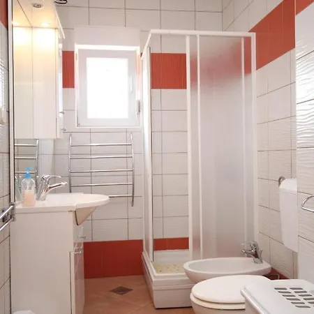 With A Parking Space Pag - 6525