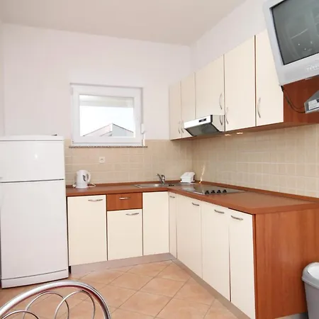 Apartamento With A Parking Space Pag - 6525 Pag Town