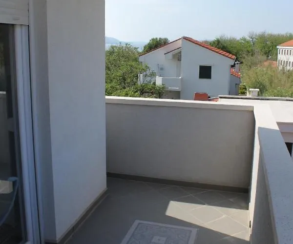 With A Parking Space Pag - 6525 アパート パグ