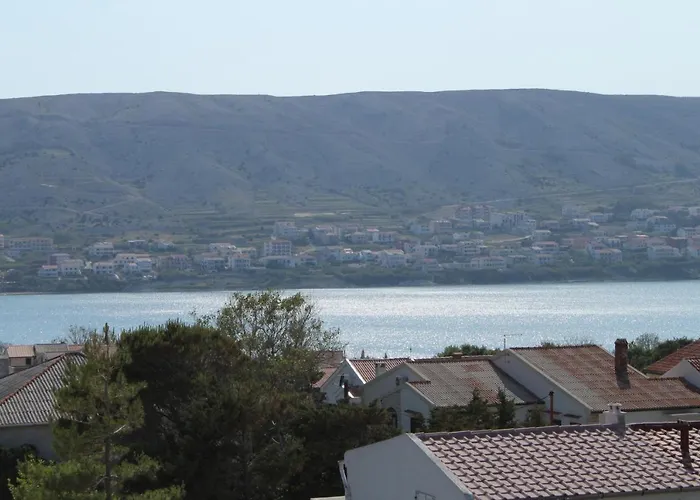 With A Parking Space Pag - 6525 * パグ